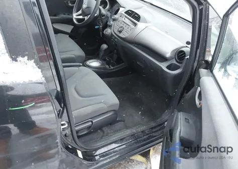 2013 Honda Fit z USA, uszkodzony, nr VIN JHMGE8H37DC054301